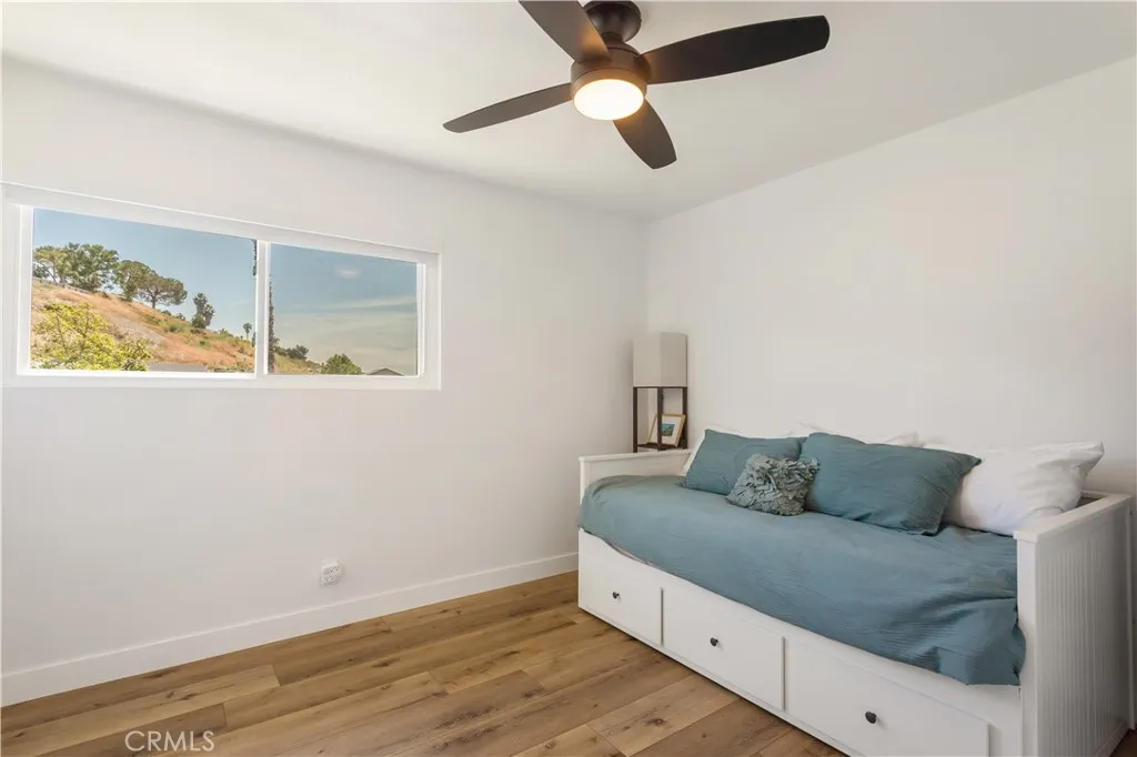 https://cdn.realtyfeed.com/cdn/127/306742704/cc7aba7d5787090abe81a301c5ab7055.webp