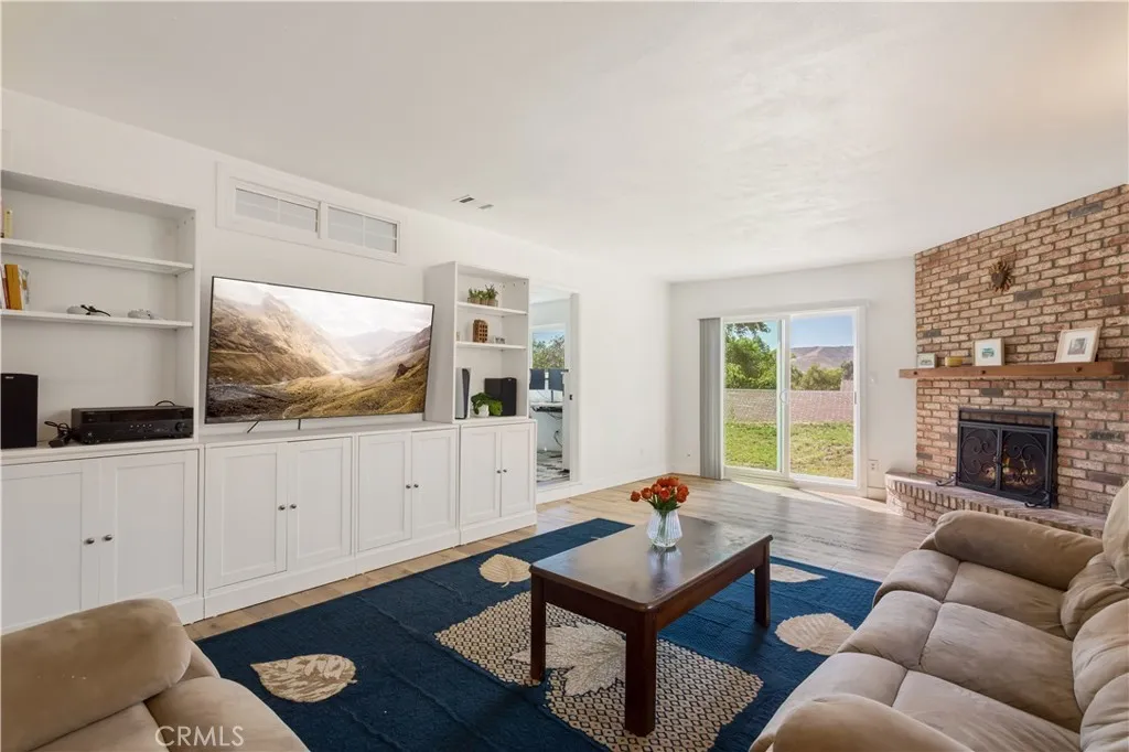 https://cdn.realtyfeed.com/cdn/127/306742704/d64c84482a2bdb82df7c8fbaed18955b.webp