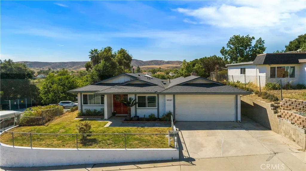 https://cdn.realtyfeed.com/cdn/127/306742704/e64c939b94983ac74e2e92193dba033e.webp