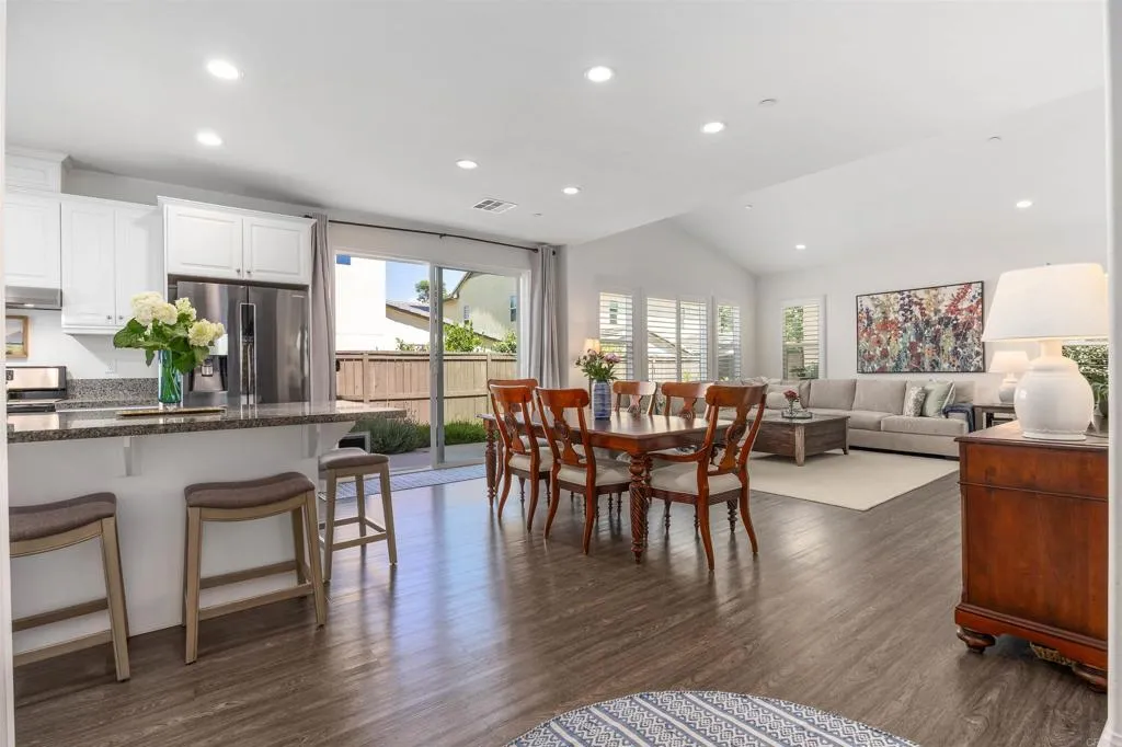 https://cdn.realtyfeed.com/cdn/127/306742705/3bd5b10588ad4a63dda9e84aac4c4497.webp