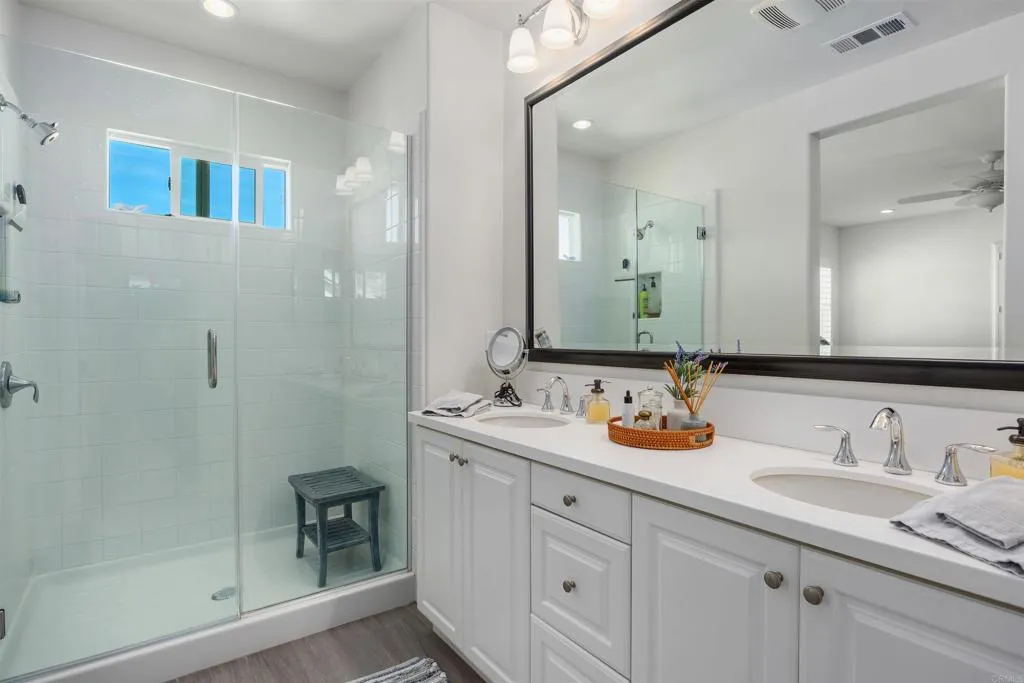 https://cdn.realtyfeed.com/cdn/127/306742705/a3c1a0669a330f72070c716ce347b3ff.webp