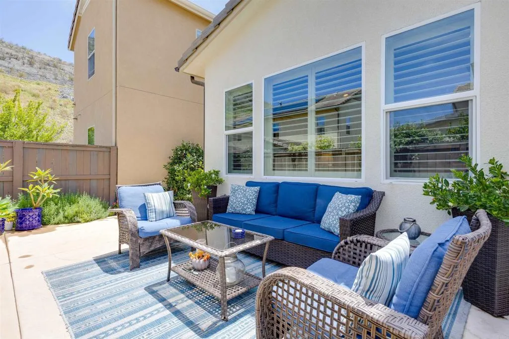 https://cdn.realtyfeed.com/cdn/127/306742705/aa6fe6263dd5ce5ab5579dcd084812b2.webp