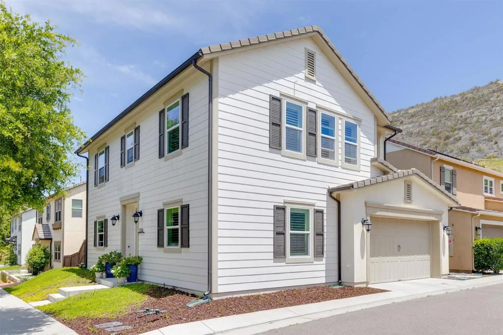 https://cdn.realtyfeed.com/cdn/127/306742705/e332de5ec9d9cf24d57c88dd2df48b02.webp