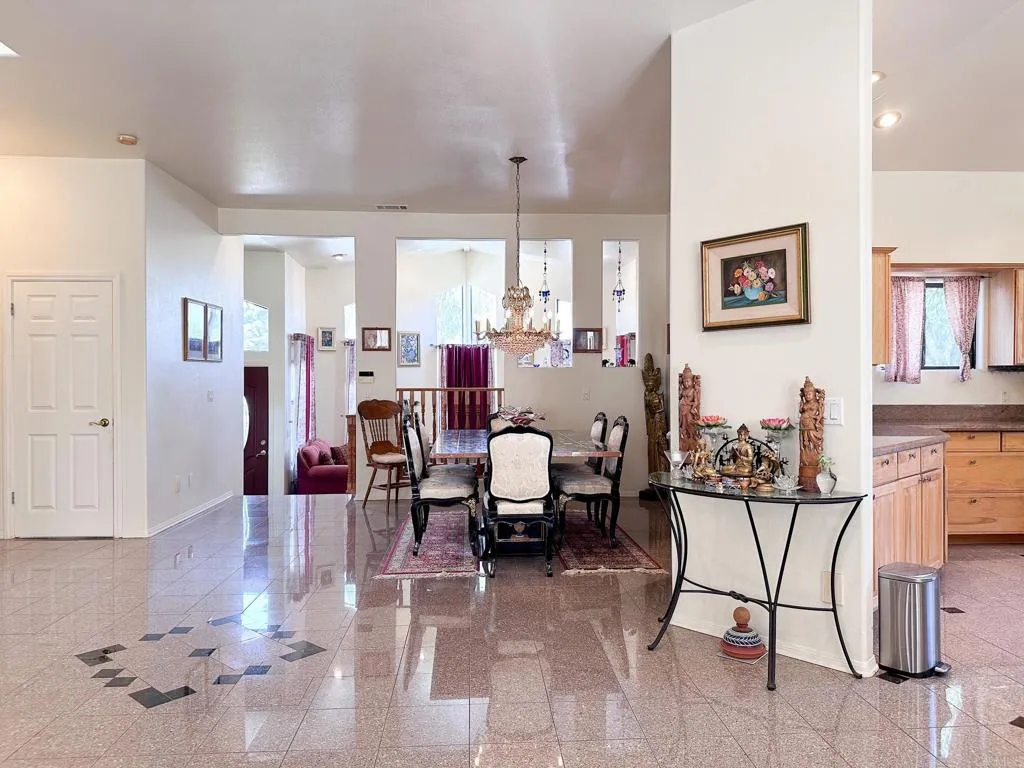 https://cdn.realtyfeed.com/cdn/127/306742728/55a96134e41e3a6ddbbb1d026c1bea07.webp