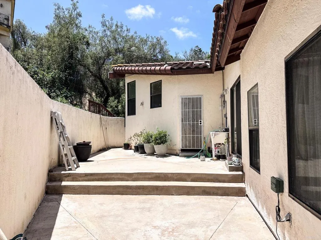https://cdn.realtyfeed.com/cdn/127/306742728/ffc0b63110e29e27d0634f1118ef5237.webp