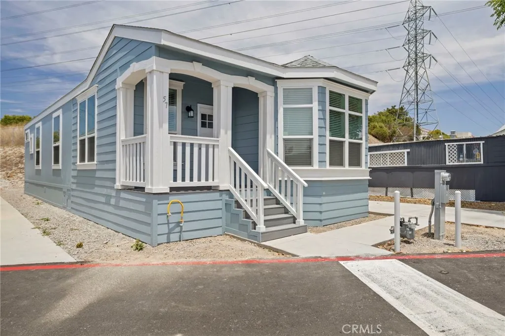 https://cdn.realtyfeed.com/cdn/127/306742751/15bc7bec225a418da10ecb3d309461b1.webp