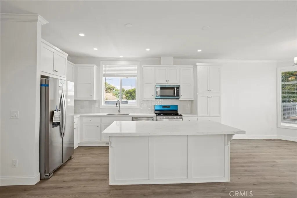 https://cdn.realtyfeed.com/cdn/127/306742751/271b896e638142e329925ff395af3548.webp