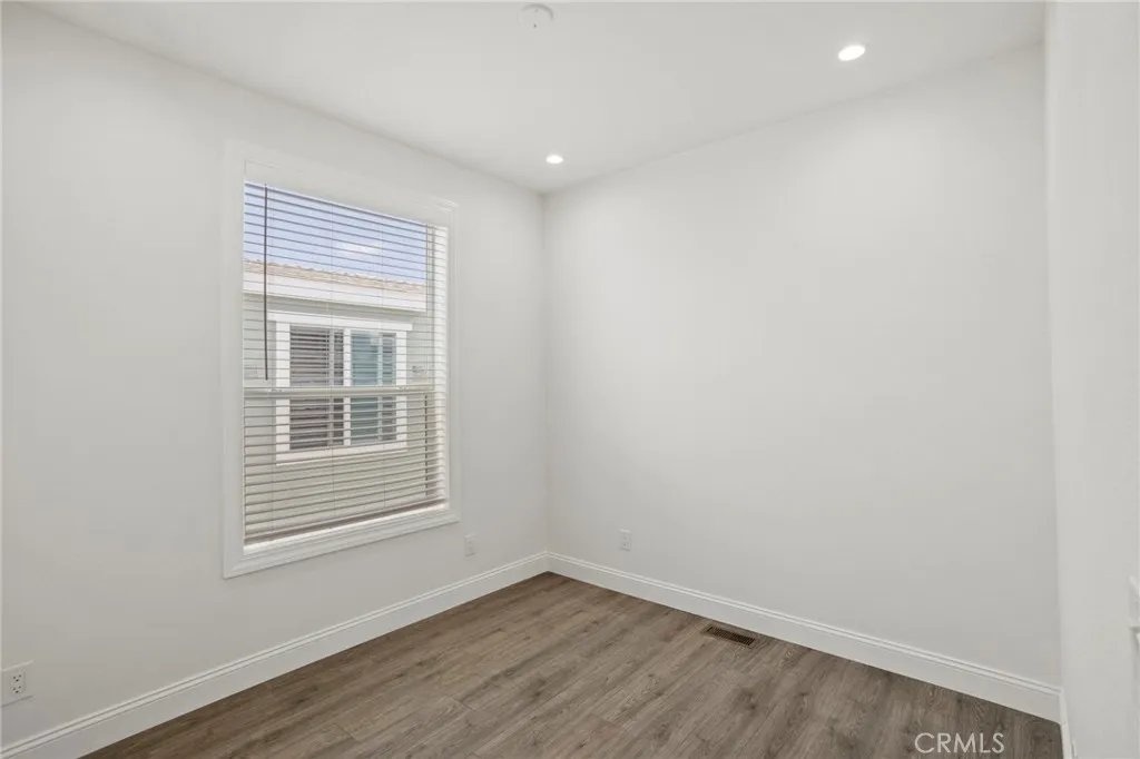 https://cdn.realtyfeed.com/cdn/127/306742751/5869675919fed8517f1ef4ab8efb2a27.webp