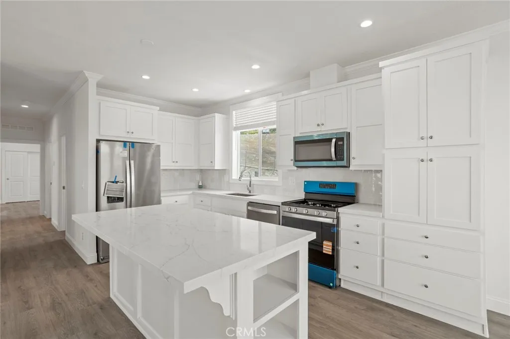 https://cdn.realtyfeed.com/cdn/127/306742751/7314408aec6532d15eb321770bca7eef.webp