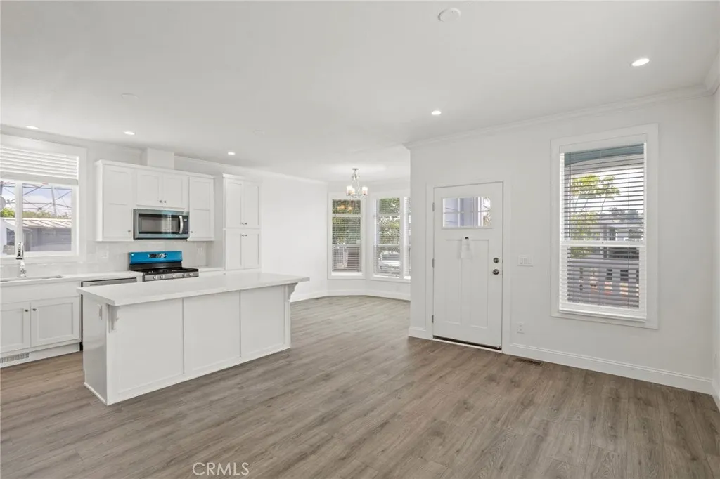 https://cdn.realtyfeed.com/cdn/127/306742751/ccbd963801d02e19f56fbf886a8c1993.webp