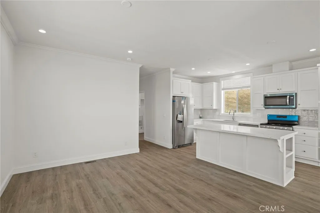 https://cdn.realtyfeed.com/cdn/127/306742751/d79b9883802a6c6e96eb4ac5a71b5e01.webp