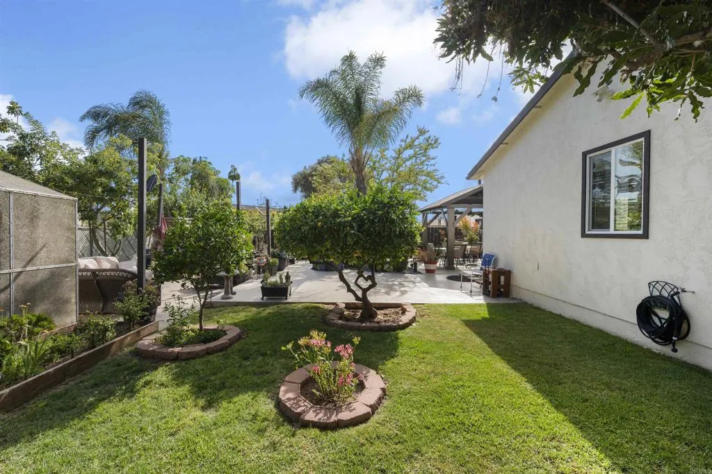 https://cdn.realtyfeed.com/cdn/127/306742778/2b5b7e17c6214e855002e8fe8d212bf2.webp