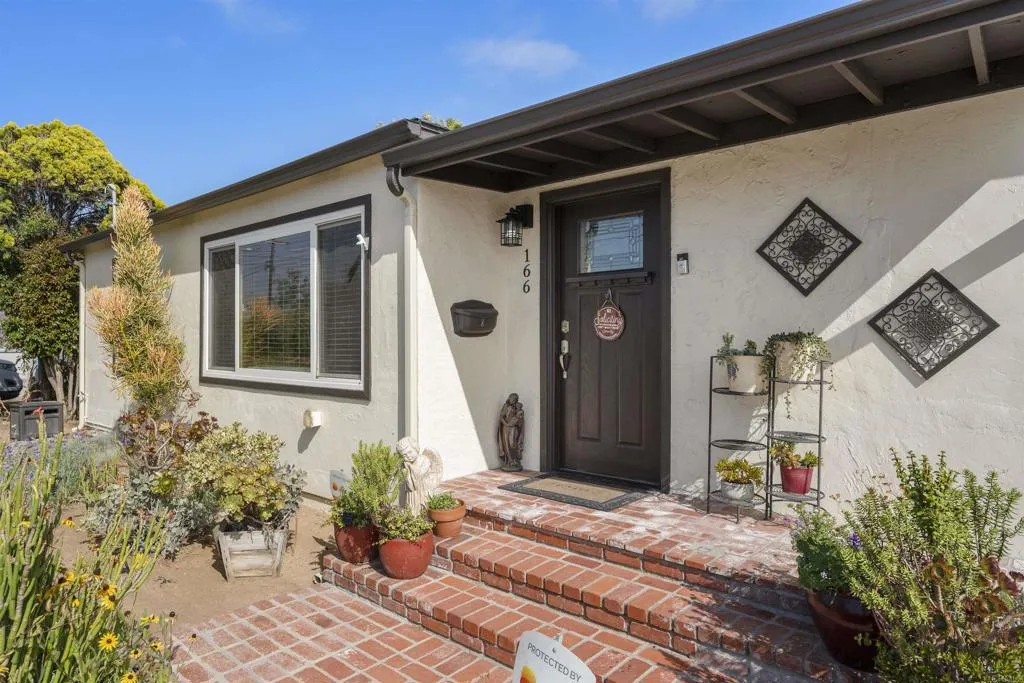 https://cdn.realtyfeed.com/cdn/127/306742778/48935a126e048120062f3d6ef3bce2aa.webp