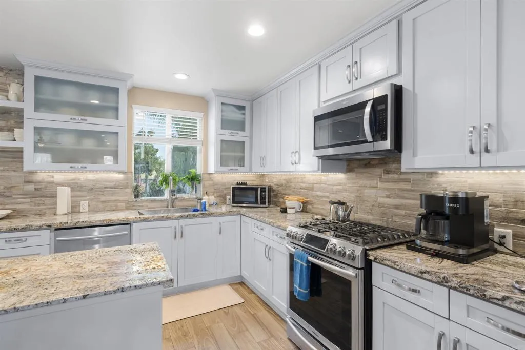 https://cdn.realtyfeed.com/cdn/127/306742778/4a9bc42f48871be26725f1fbec6c30e8.webp