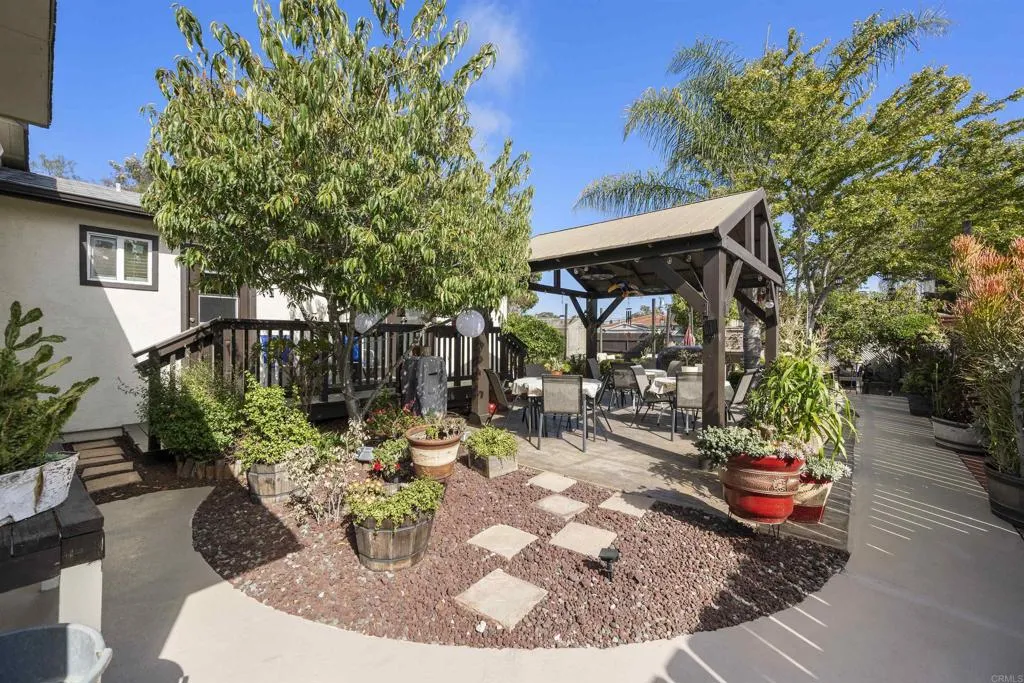 https://cdn.realtyfeed.com/cdn/127/306742778/50375ec75590effdd32d93bee1beb40f.webp