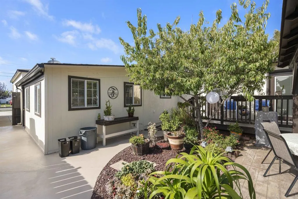 https://cdn.realtyfeed.com/cdn/127/306742778/9eb36b176dc9c473c7233a6dfa4b08f3.webp