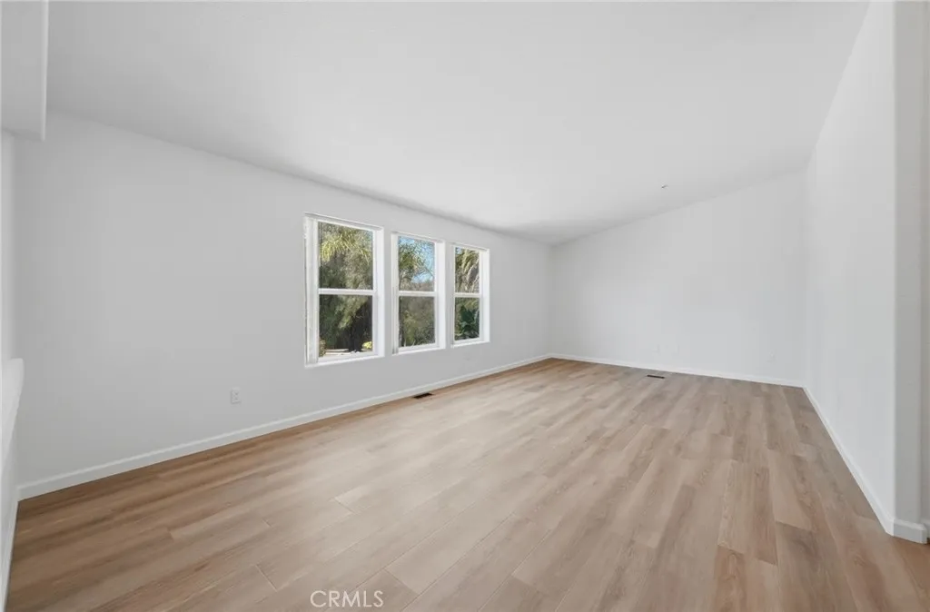 https://cdn.realtyfeed.com/cdn/127/306742781/3e976975ebe8b57b8da04ae004aa9a6b.webp