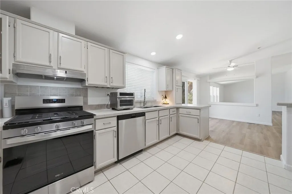 https://cdn.realtyfeed.com/cdn/127/306742781/3eedc8b01f7aabf38d62ad6bf0098800.webp