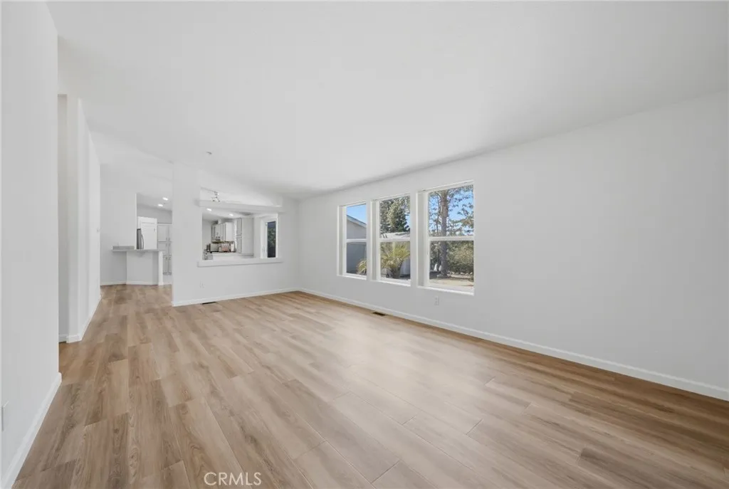 https://cdn.realtyfeed.com/cdn/127/306742781/69f6c353d5b657e4ad82b589d45b99b5.webp