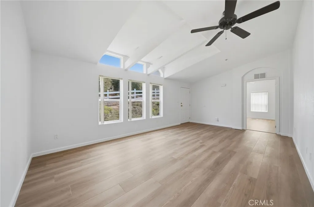 https://cdn.realtyfeed.com/cdn/127/306742781/798415bb893b4aeb150548ae1653961c.webp