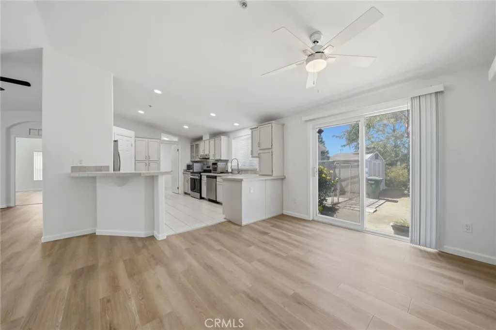 https://cdn.realtyfeed.com/cdn/127/306742781/8834047d47bdb2bb2f9c31e4a3ca7c39.webp