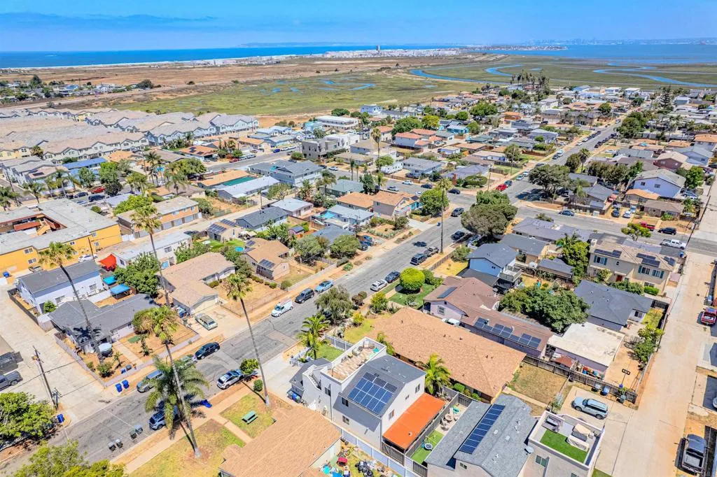 https://cdn.realtyfeed.com/cdn/127/306742835/3a71c2010ad5032b4a25fc0c24560f6c.webp