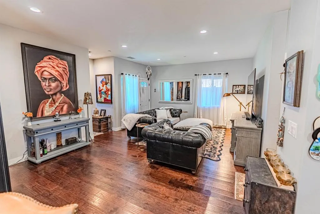 https://cdn.realtyfeed.com/cdn/127/306742835/e5228ac1bfd908c2e6136672aa2e8ba3.webp