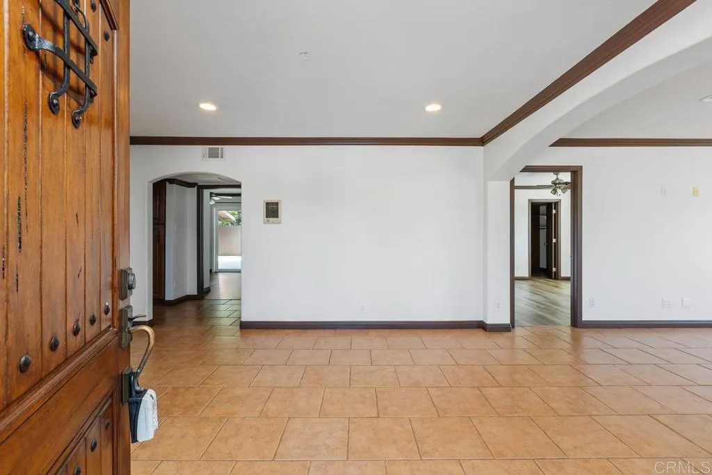 https://cdn.realtyfeed.com/cdn/127/306742854/111d20633770b2fa5cf3fda5c40f6778.webp