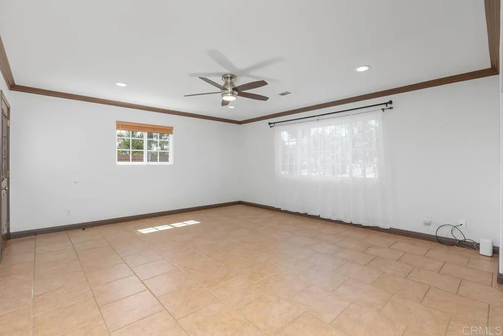 https://cdn.realtyfeed.com/cdn/127/306742854/2b1db0ad482404e94b97cdbef9f42a76.webp