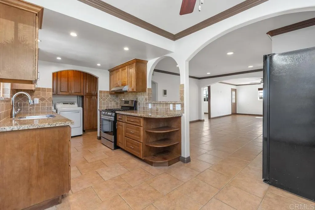 https://cdn.realtyfeed.com/cdn/127/306742854/2bf1176682b8247c492bc1da2c397fdb.webp