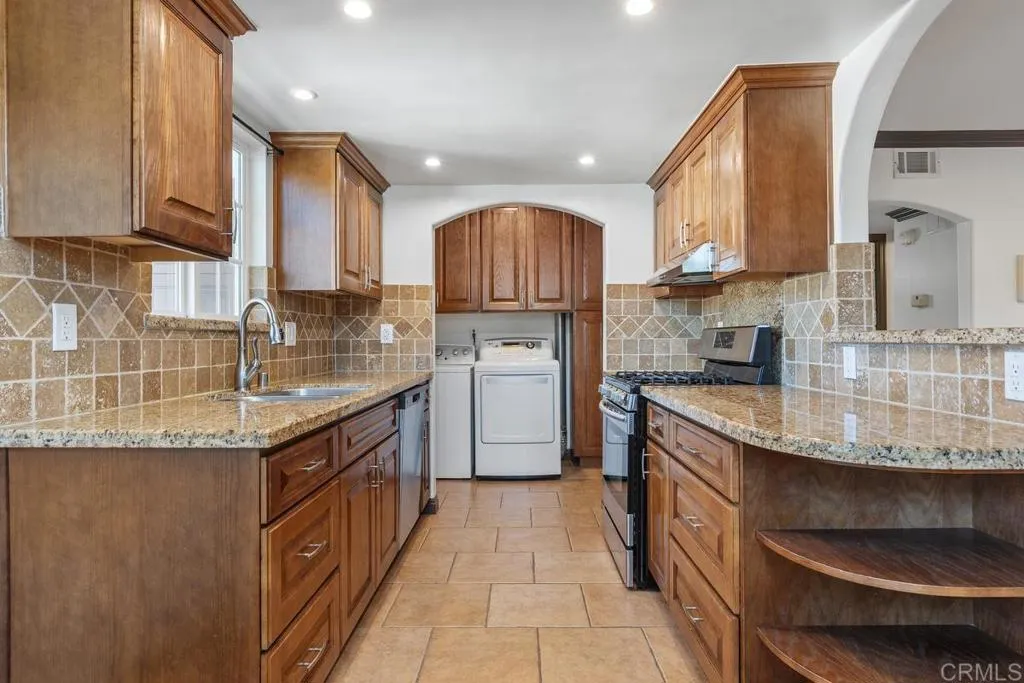 https://cdn.realtyfeed.com/cdn/127/306742854/54b884a80d16564213cb42e7076dd2e4.webp