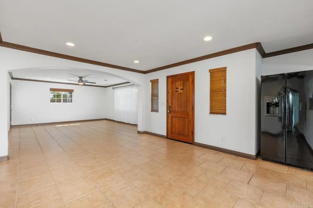https://cdn.realtyfeed.com/cdn/127/306742854/759092456f8eac19d2fb64a80b14579c.webp