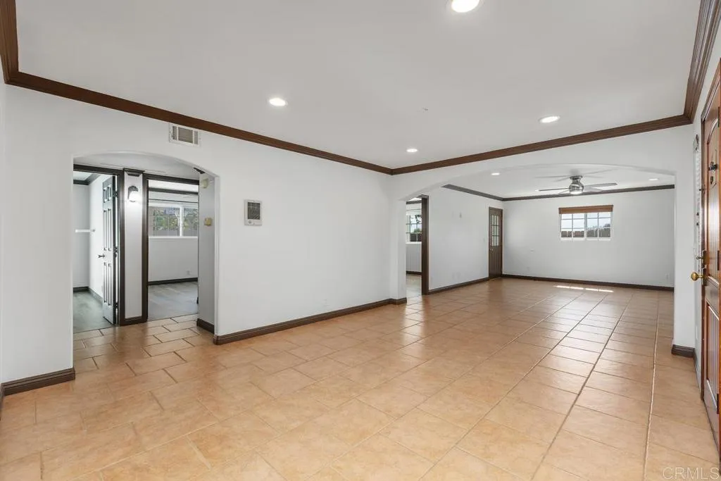 https://cdn.realtyfeed.com/cdn/127/306742854/76d689331b4d816246386c076b9ad81e.webp