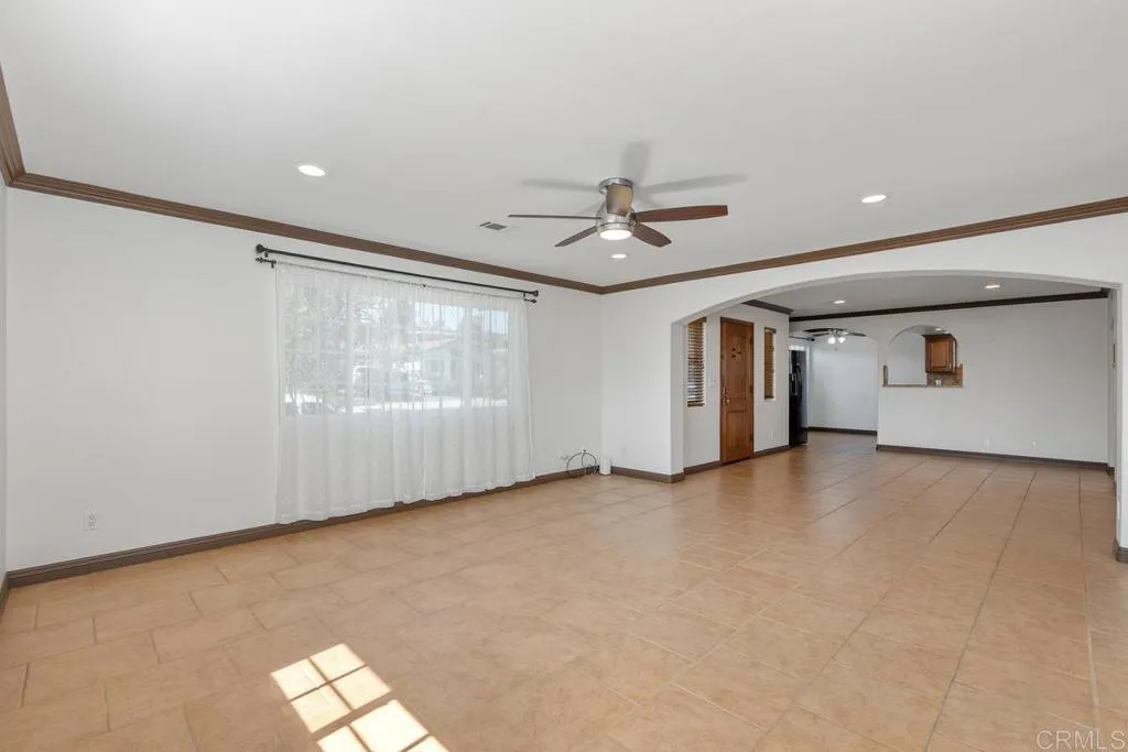 https://cdn.realtyfeed.com/cdn/127/306742854/f0bdcfe2b3f52e420bdc8860a00b30dd.webp