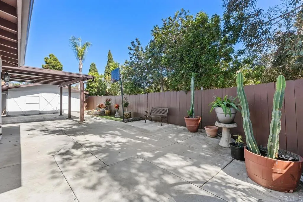 https://cdn.realtyfeed.com/cdn/127/306742854/f463dbba50c6521ad79a8c100e57f979.webp