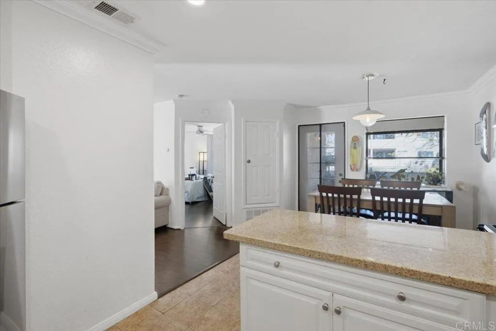 https://cdn.realtyfeed.com/cdn/127/306742895/329f6ebac69588276931c4217ea5d6ca.webp