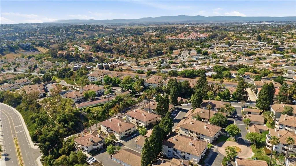 https://cdn.realtyfeed.com/cdn/127/306742895/5a89b8bd0ea36c8200158ade2dd08817.webp