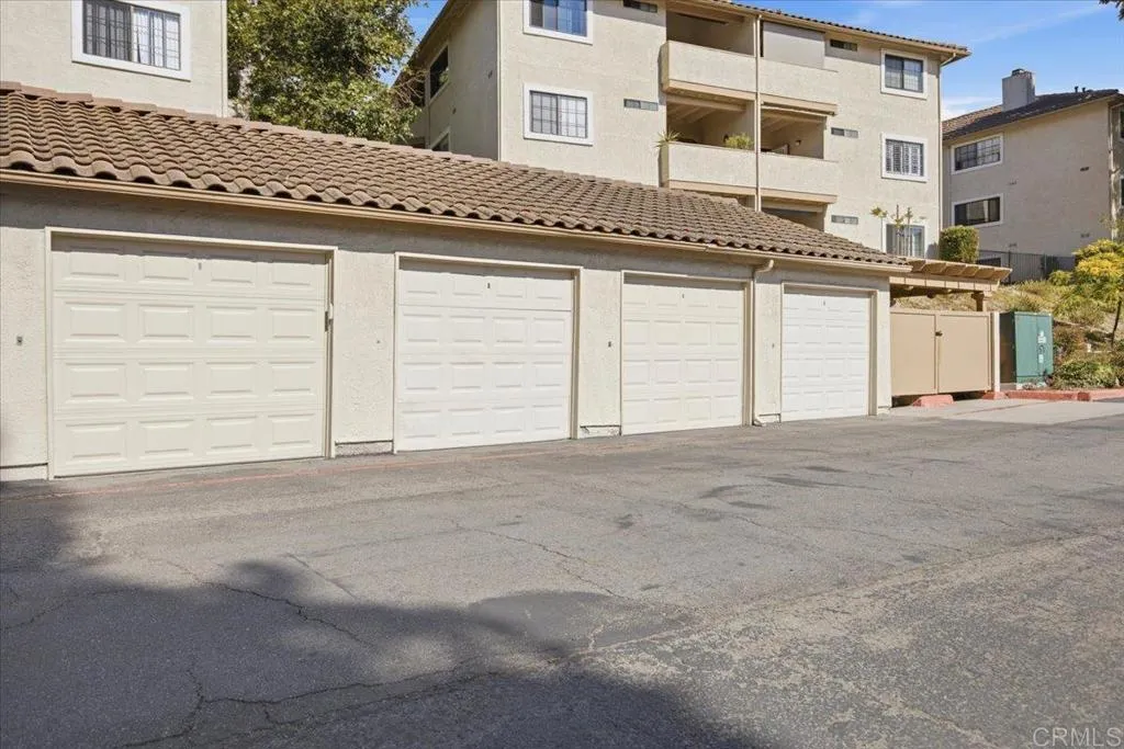 https://cdn.realtyfeed.com/cdn/127/306742895/a9b296080b71ce13f9d47a11ed6238e8.webp