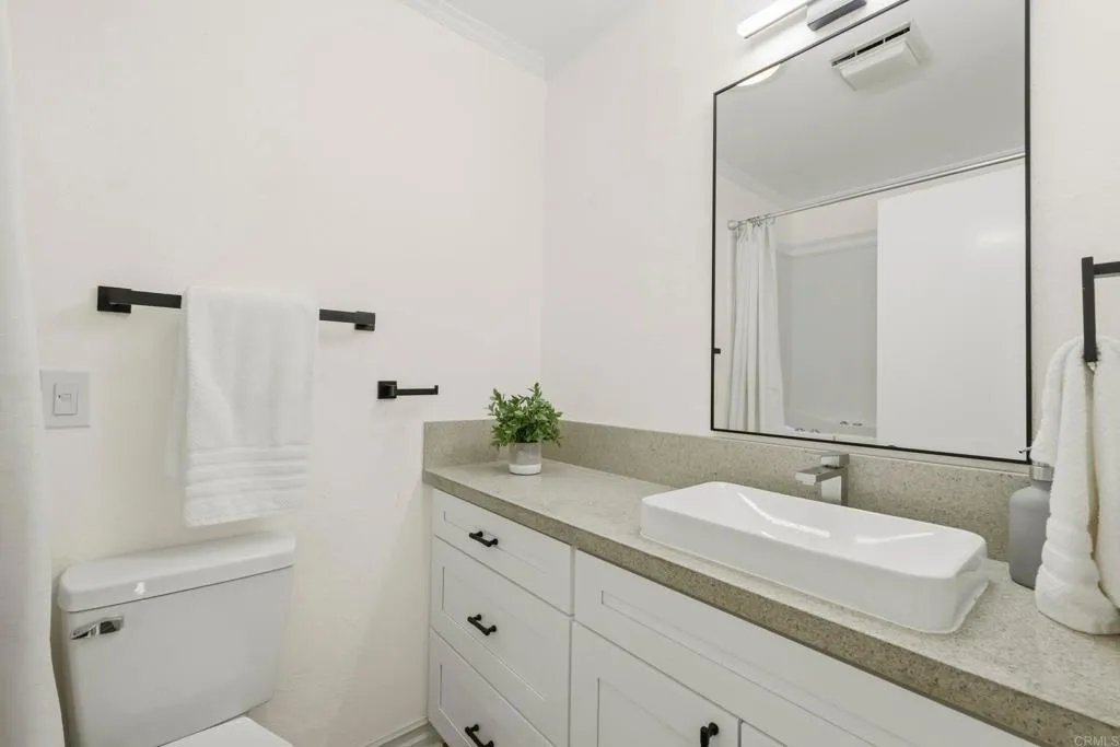 https://cdn.realtyfeed.com/cdn/127/306742921/05b10bf808764f2359c589a3e2b00d7e.webp