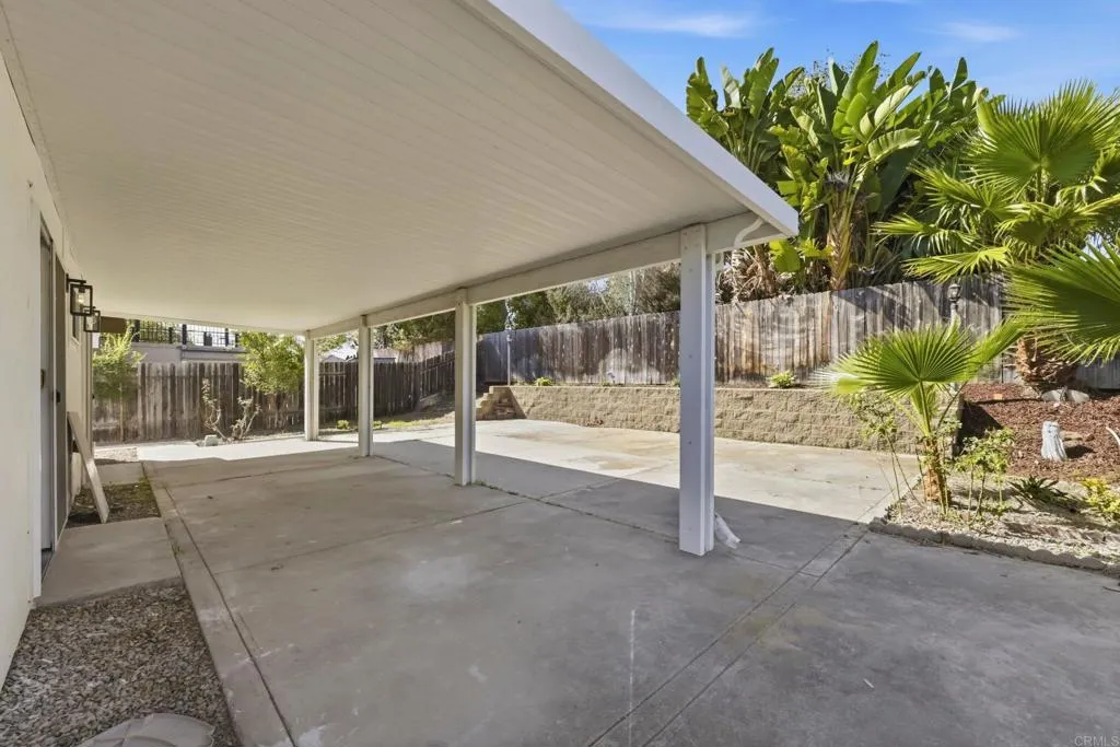 https://cdn.realtyfeed.com/cdn/127/306742921/0df1c5aca88af04bfe50e6263b84ee96.webp