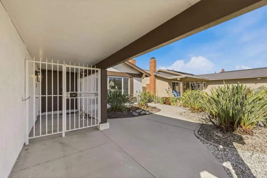 https://cdn.realtyfeed.com/cdn/127/306742921/2d7ac805edd58731a7a2b81ff50609c3.webp