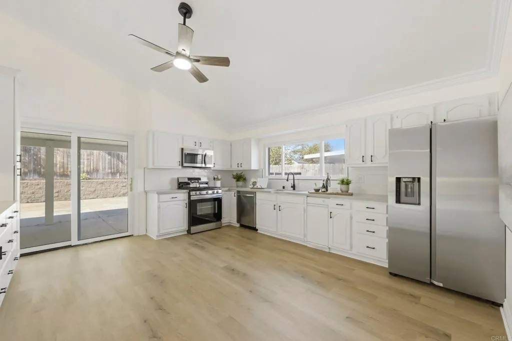 https://cdn.realtyfeed.com/cdn/127/306742921/3f00e5f0302b51b17a7e52299dc9cd3f.webp
