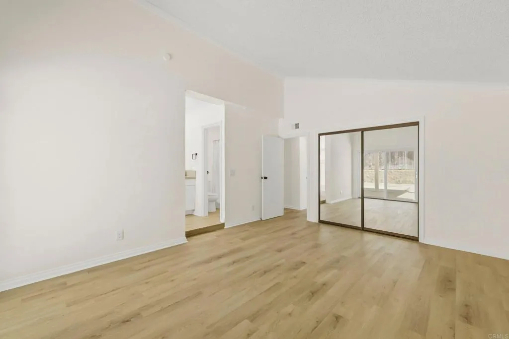 https://cdn.realtyfeed.com/cdn/127/306742921/55baaea68892d60fe8cf6ada2e40b601.webp