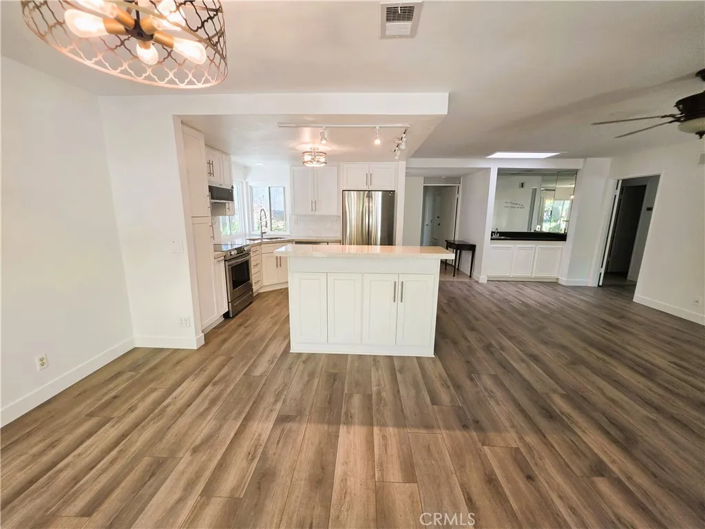 Photo #7: SW26126763 Listing: Photo #7
