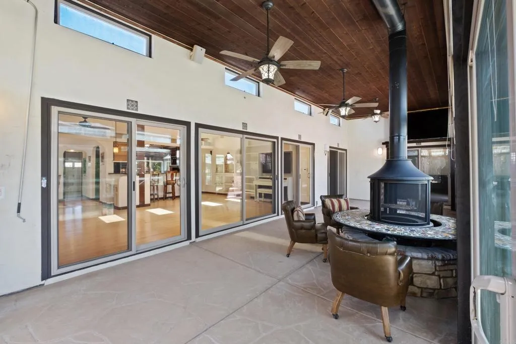 https://cdn.realtyfeed.com/cdn/127/306742966/5541dc306366d394e03a6795f1f3b576.webp