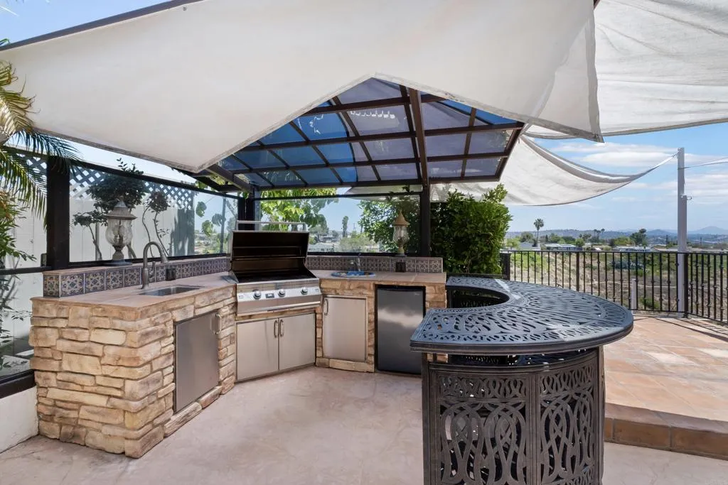 https://cdn.realtyfeed.com/cdn/127/306742966/8f16575605d3fd8d86e14ef34f39384d.webp