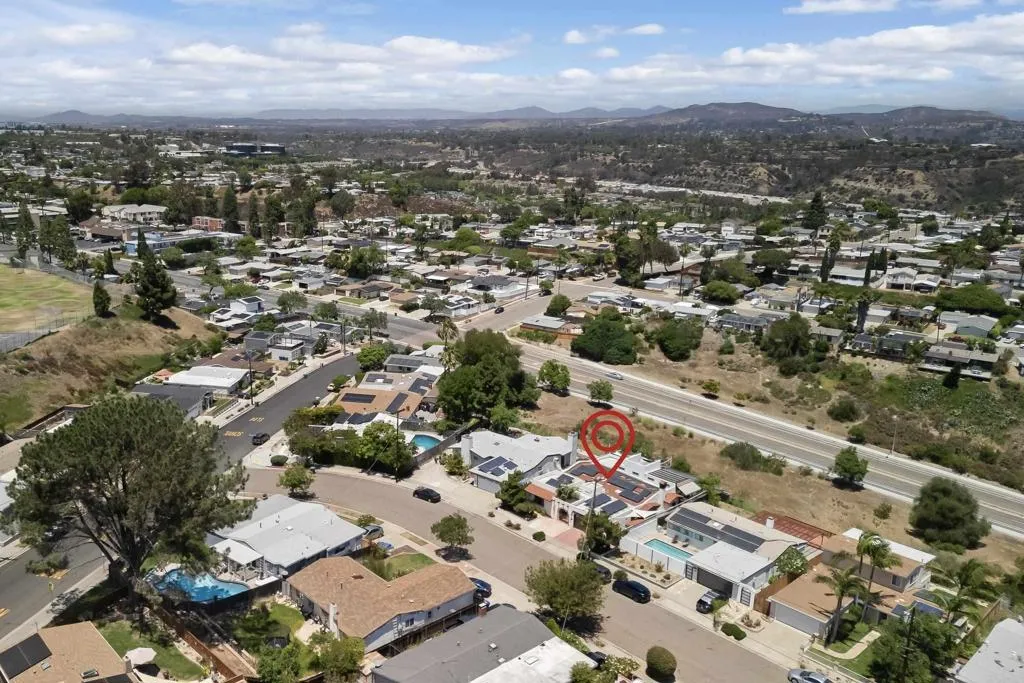 https://cdn.realtyfeed.com/cdn/127/306742966/d008f5b9381c3ce6156f17fa5466e172.webp