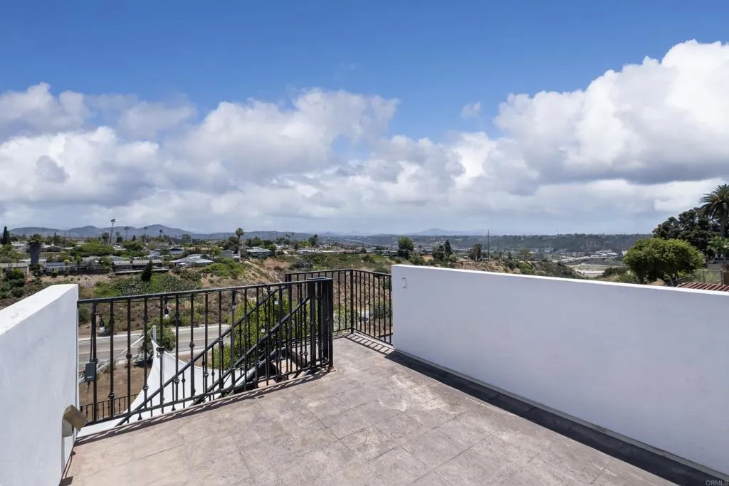 https://cdn.realtyfeed.com/cdn/127/306742966/ec10997f0340b18801b61bf429173c78.webp