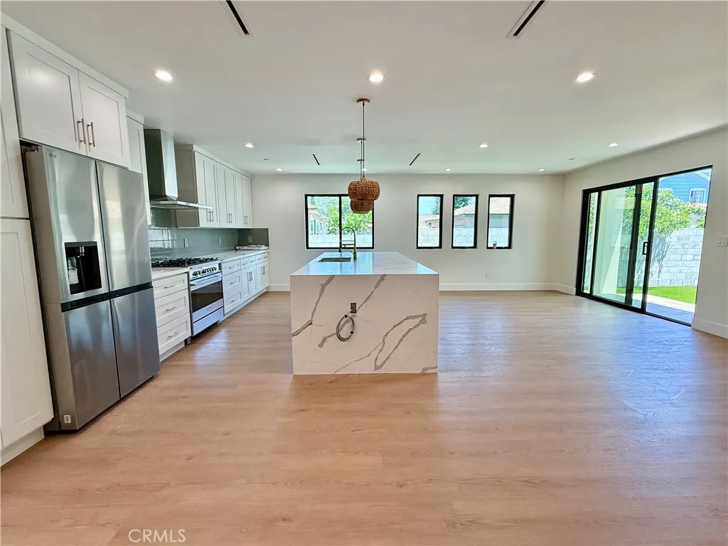 22130 Gault Street, Canoga Park, CA 91303 - Photo 3 of 49, Canoga Park, CA