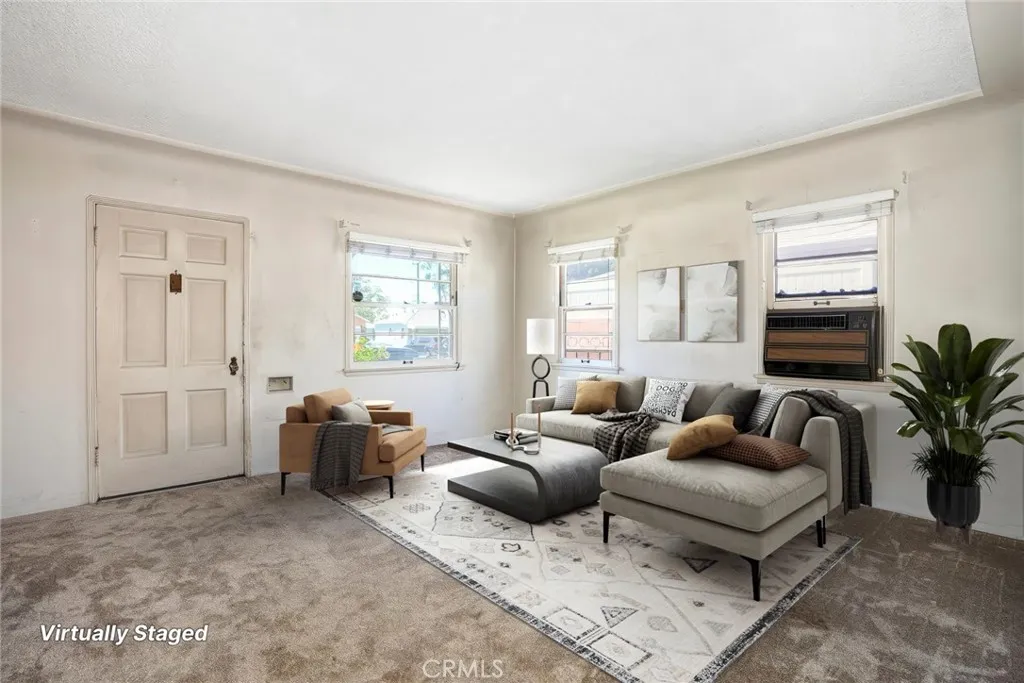 10120 Hunt Avenue, South Gate, CA 90280 - Photo 2 of 27, South Gate, CA